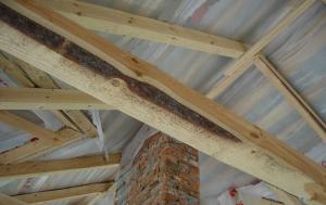 Installation av taket: det grundläggande misstaget att även erfarna hantverkare