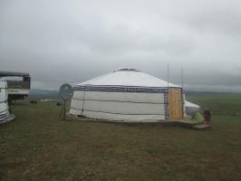 Hur man utrusta en mongolisk jurta och resultaten av hennes besök på den lokala festivalen