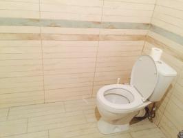 Reparationer i badrummet i stil shabby-chic