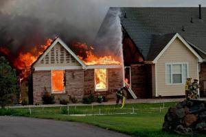 Hur du skyddar ditt hem från brand: Rekommendationer proffsen